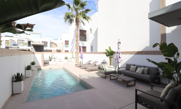 Herverkoop - 2. Town house / tussenwoning - Benijofar - Costa Blanca Zuid