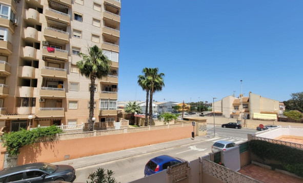 Herverkoop - 1. Appartement / flat - Torrevieja - Costa Blanca Zuid