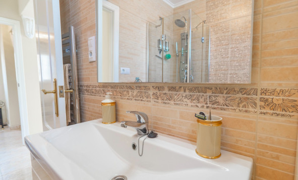 Herverkoop - 3. Halfvrijstaand huis - Ciudad Quesada - La Marquesa