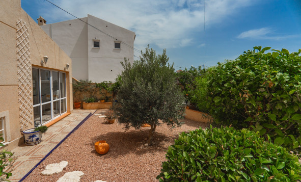 Herverkoop - 3. Halfvrijstaand huis - Ciudad Quesada - La Marquesa