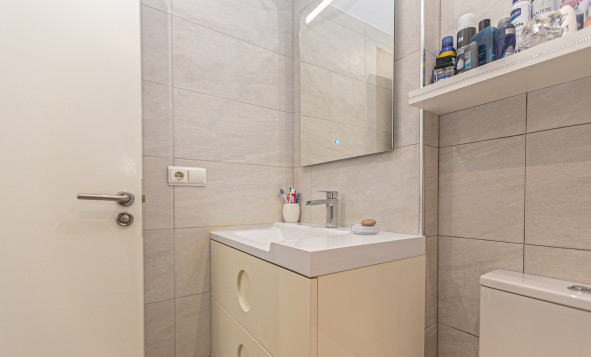 Resale - 1. Apartment / flat - La Zenia - Costa Blanca South