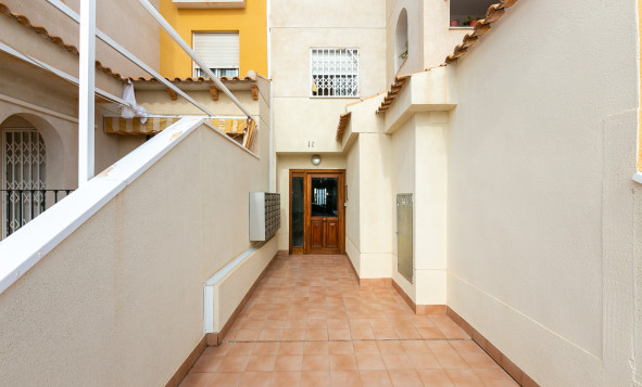 Resale - 1. Apartment / flat - La Zenia - Costa Blanca South