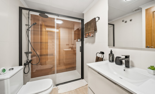 Herverkoop - 1. Appartement / flat - Torrevieja - Costa Blanca Zuid