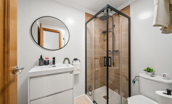 Herverkoop - 1. Appartement / flat - Torrevieja - Costa Blanca Zuid