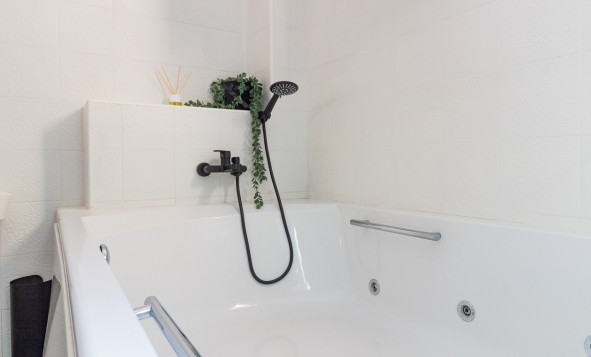 Herverkoop - 1. Appartement / flat - Torrevieja - Costa Blanca Zuid