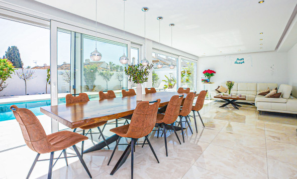 Herverkoop - 3. Halfvrijstaand huis - La Zenia - Costa Blanca Zuid