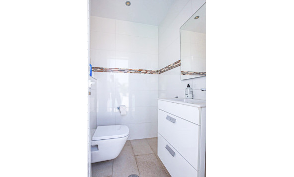 Herverkoop - 3. Halfvrijstaand huis - La Zenia - Costa Blanca Zuid