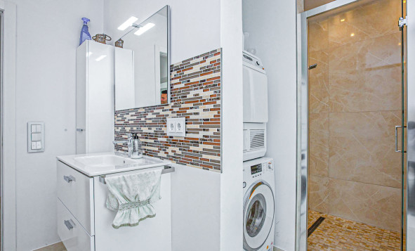 Herverkoop - 3. Halfvrijstaand huis - La Zenia - Costa Blanca Zuid