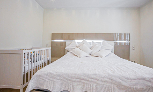 Herverkoop - 3. Halfvrijstaand huis - La Zenia - Costa Blanca Zuid