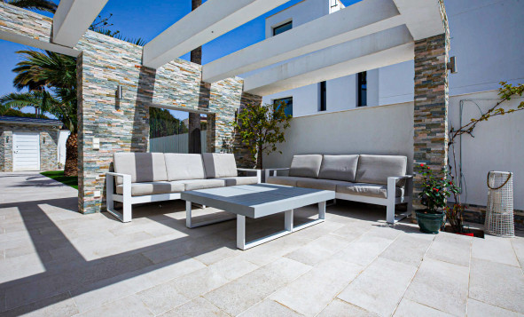 Herverkoop - 3. Halfvrijstaand huis - La Zenia - Costa Blanca Zuid