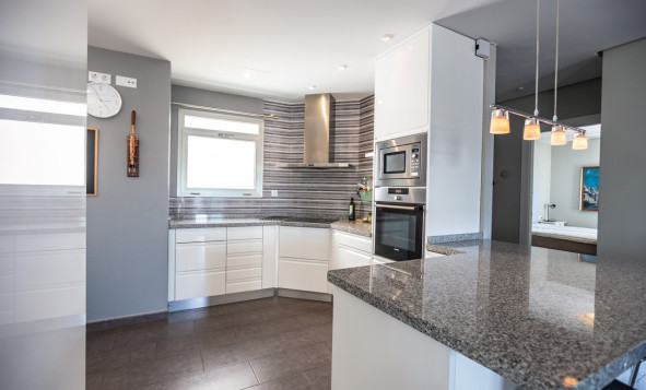 Herverkoop - 1. Appartement / flat - Villamartin - Costa Blanca Zuid