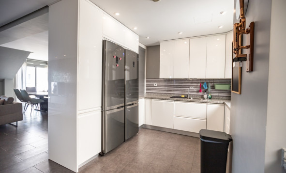 Herverkoop - 1. Appartement / flat - Villamartin - Costa Blanca Zuid