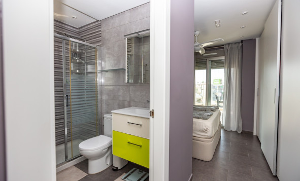 Herverkoop - 1. Appartement / flat - Villamartin - Costa Blanca Zuid