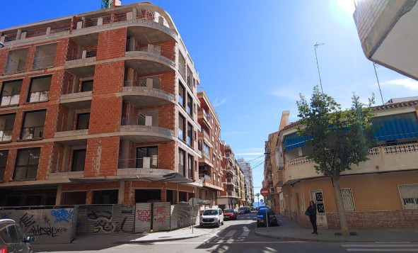 Herverkoop - 1. Appartement / flat - Torrevieja - Costa Blanca Zuid