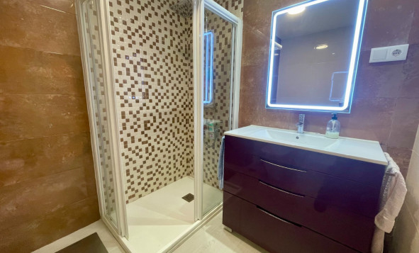 Herverkoop - 1. Appartement / flat - Torrevieja - Costa Blanca Zuid