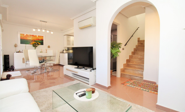 Herverkoop - 3. Halfvrijstaand huis - Villamartin - Costa Blanca Zuid