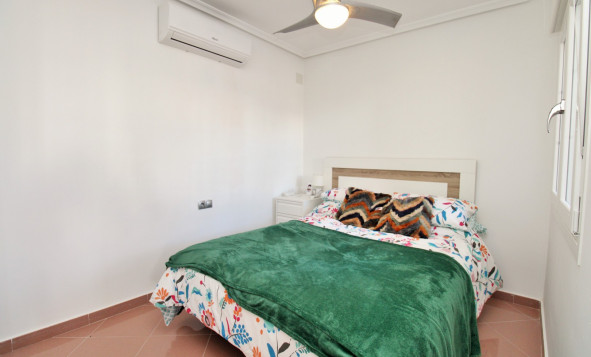 Herverkoop - 3. Halfvrijstaand huis - Villamartin - Costa Blanca Zuid