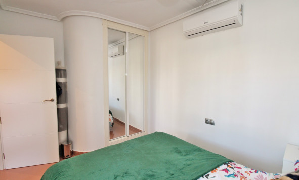 Herverkoop - 3. Halfvrijstaand huis - Villamartin - Costa Blanca Zuid