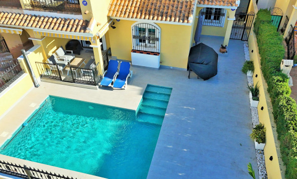 Herverkoop - 3. Halfvrijstaand huis - Villamartin - Costa Blanca Zuid