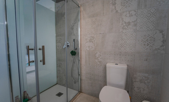 Herverkoop - 4. Halfvrijstaande villa - Benijofar - Costa Blanca Zuid