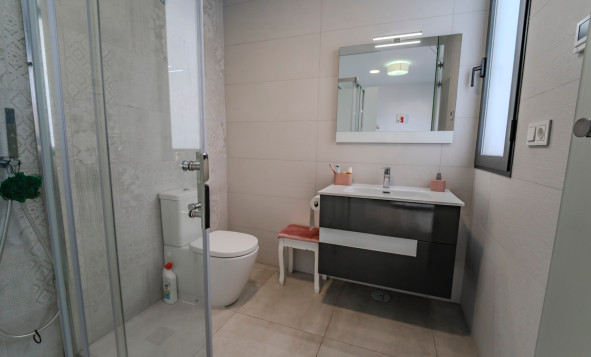 Herverkoop - 4. Halfvrijstaande villa - Benijofar - Costa Blanca Zuid