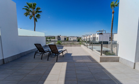 Herverkoop - 4. Halfvrijstaande villa - Benijofar - Costa Blanca Zuid