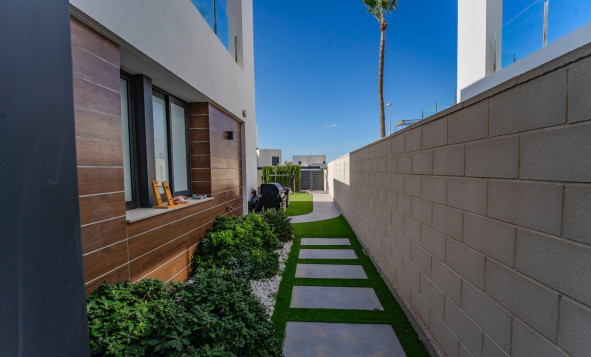 Herverkoop - 4. Halfvrijstaande villa - Benijofar - Costa Blanca Zuid