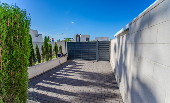 Herverkoop - 4. Halfvrijstaande villa - Benijofar - Costa Blanca Zuid