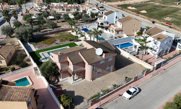 Herverkoop - 3. Halfvrijstaand huis - Benijofar - Costa Blanca Zuid