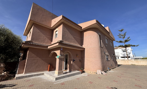 Herverkoop - 3. Halfvrijstaand huis - Benijofar - Costa Blanca Zuid