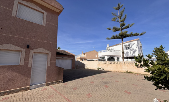 Herverkoop - 3. Halfvrijstaand huis - Benijofar - Costa Blanca Zuid