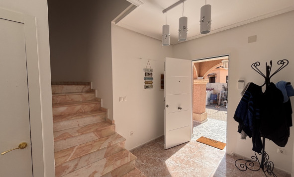 Herverkoop - 3. Halfvrijstaand huis - Benijofar - Costa Blanca Zuid