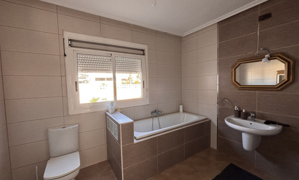 Herverkoop - 3. Halfvrijstaand huis - Benijofar - Costa Blanca Zuid