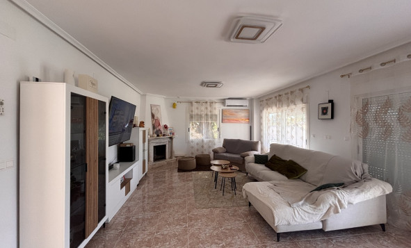 Herverkoop - 3. Halfvrijstaand huis - Benijofar - Costa Blanca Zuid