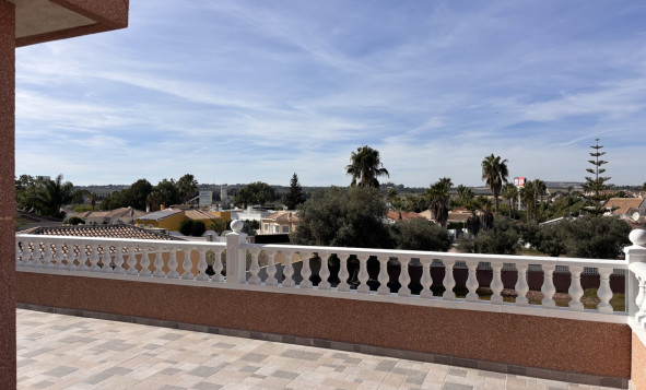Herverkoop - 3. Halfvrijstaand huis - Benijofar - Costa Blanca Zuid