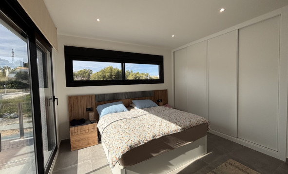 Herverkoop - 3. Halfvrijstaand huis - Villamartin - Costa Blanca Zuid