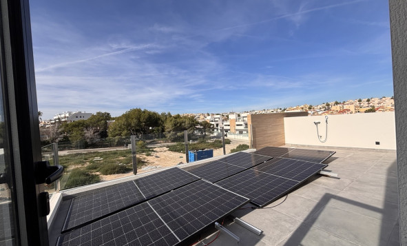 Herverkoop - 3. Halfvrijstaand huis - Villamartin - Costa Blanca Zuid