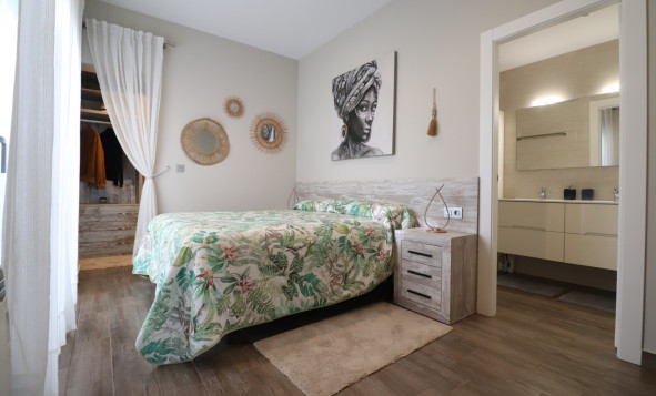 Herverkoop - 4. Halfvrijstaande villa - Daya Vieja - Costa Blanca Zuid