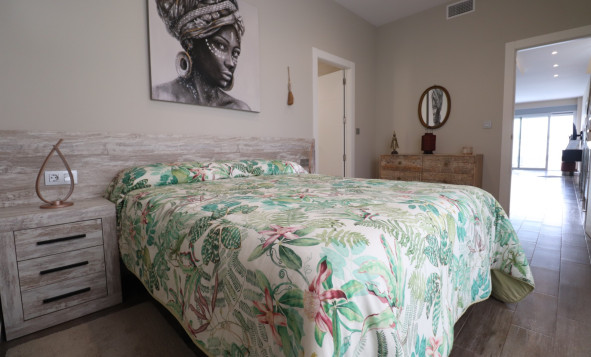 Herverkoop - 4. Halfvrijstaande villa - Daya Vieja - Costa Blanca Zuid