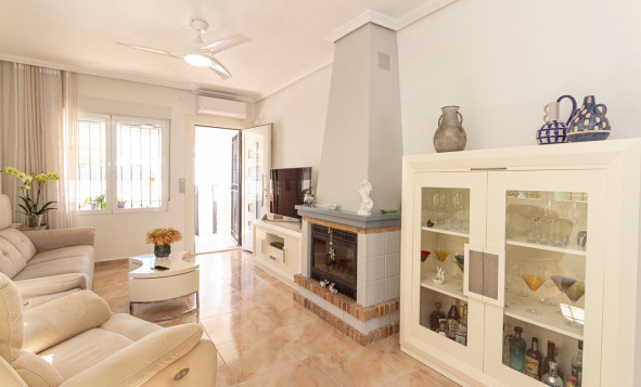 Herverkoop - 4. Halfvrijstaande villa - La Zenia - Costa Blanca Zuid