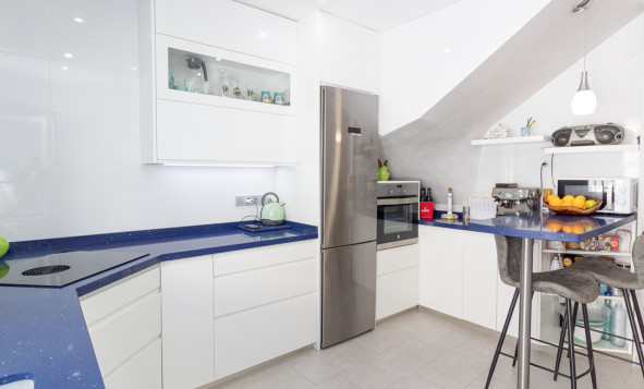 Herverkoop - 4. Halfvrijstaande villa - La Zenia - Costa Blanca Zuid