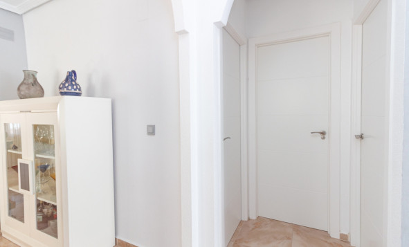 Herverkoop - 4. Halfvrijstaande villa - La Zenia - Costa Blanca Zuid