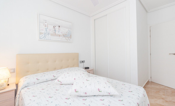 Herverkoop - 4. Halfvrijstaande villa - La Zenia - Costa Blanca Zuid