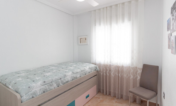 Herverkoop - 4. Halfvrijstaande villa - La Zenia - Costa Blanca Zuid