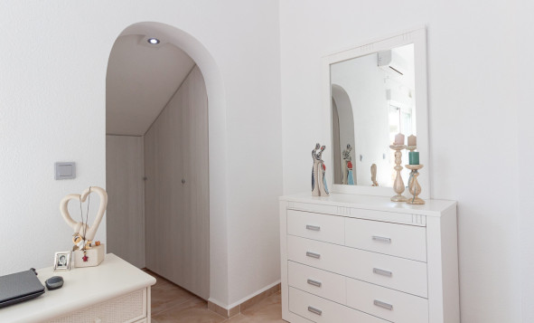 Herverkoop - 4. Halfvrijstaande villa - La Zenia - Costa Blanca Zuid