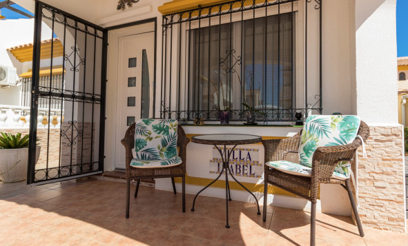 Herverkoop - 4. Halfvrijstaande villa - La Zenia - Costa Blanca Zuid