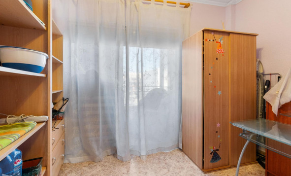 Herverkoop - 1. Appartement / flat - Torrevieja - Costa Blanca Zuid