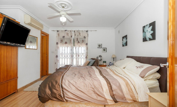 Herverkoop - 3. Halfvrijstaand huis - Torrevieja - Costa Blanca Zuid