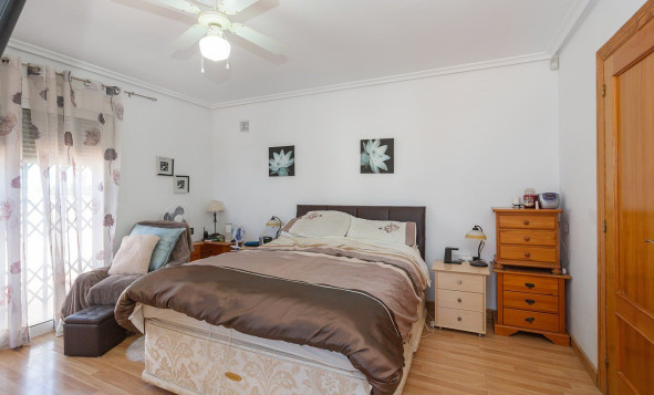 Herverkoop - 3. Halfvrijstaand huis - Torrevieja - Costa Blanca Zuid