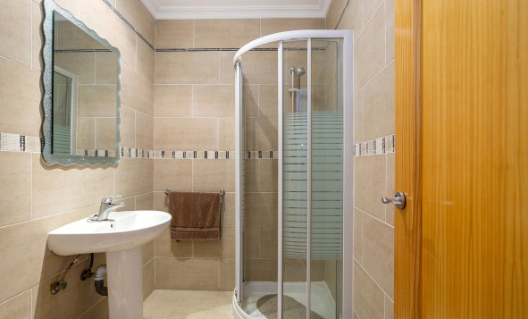 Herverkoop - 3. Halfvrijstaand huis - Torrevieja - Costa Blanca Zuid